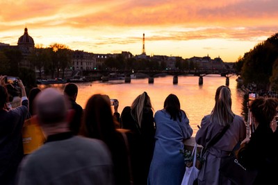 Tipps zum silvester feiern in paris ein unvergessliches erlebnis